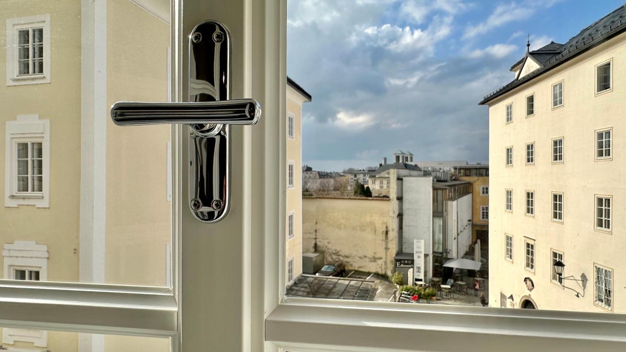 Hotel Krone 1512 Залцбург Екстериор снимка